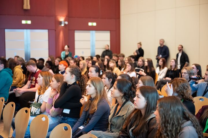 Impressionen des Jugendwirtschaftgipfels 2024.